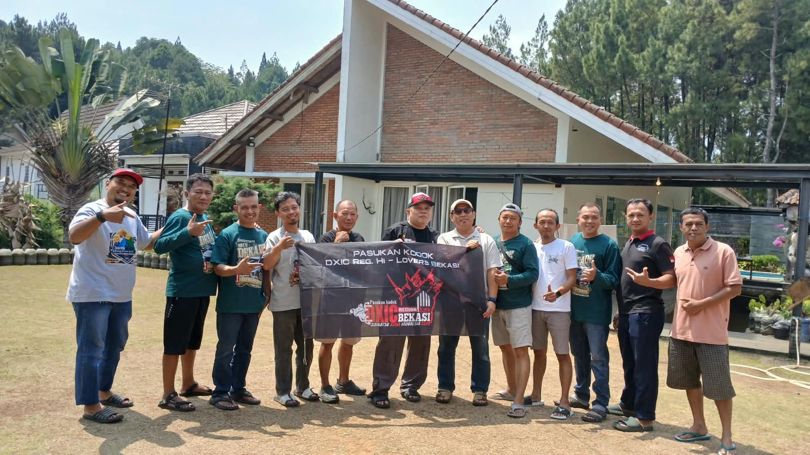Family Gathering Daihatsu Xenia Indonesia Club (DXIC) Region HI Lovers Bekasi